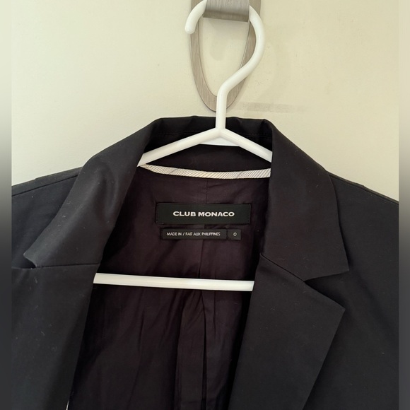 Blazer - Picture 5 of 6